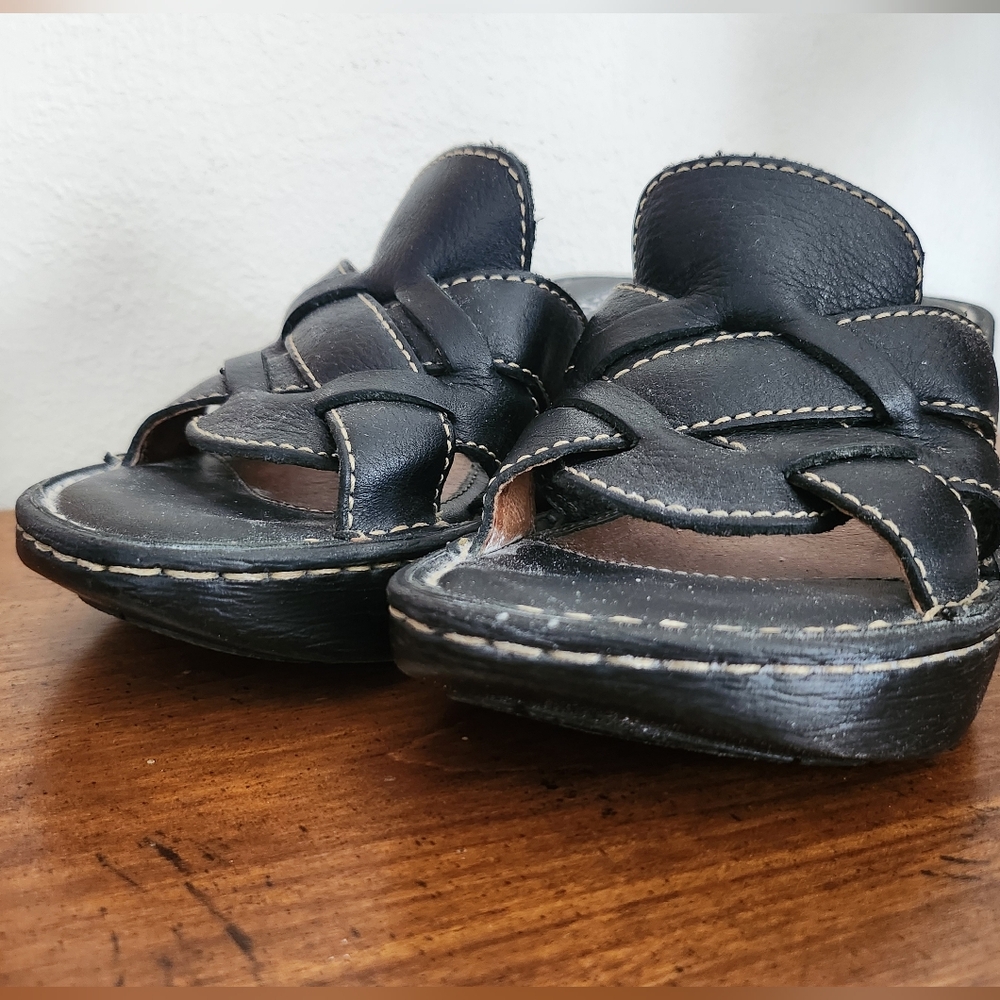 Born Comfortable Black Wedge Size 6 (36.5) - Picture 3 of 10